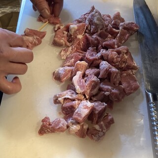 こだわりのもつ焼き！上州豚使用！鮮度の良い肉を毎日串打ち